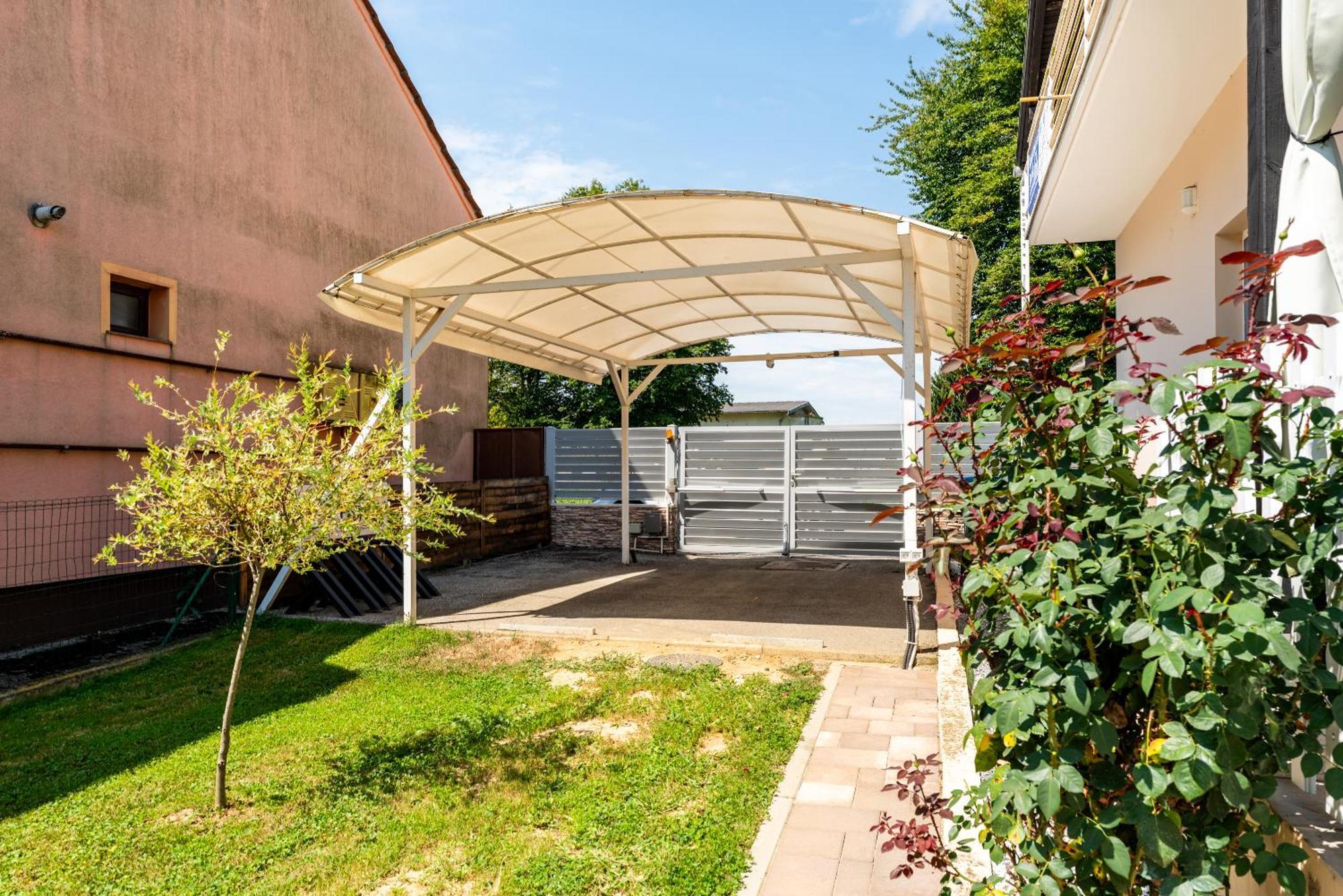 Borik Apartment *